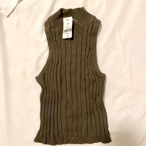 NWT LF Rumour Olive Green Cropped Ribbed Tank